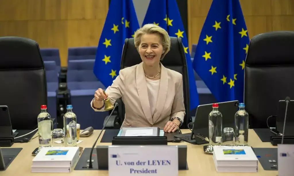Von der Leyen “La difesa comune nostro compito, Putin vicino ostile”