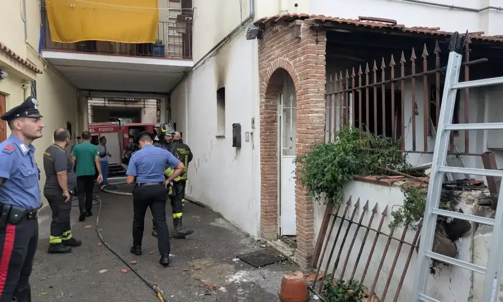 Esplosione in un’abitazione di Meta di Sorrento, morti due anziani