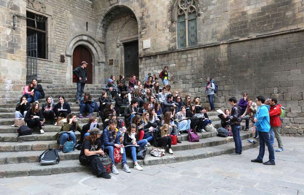 Consip avvia la prima gara nazionale per i viaggi scolastici