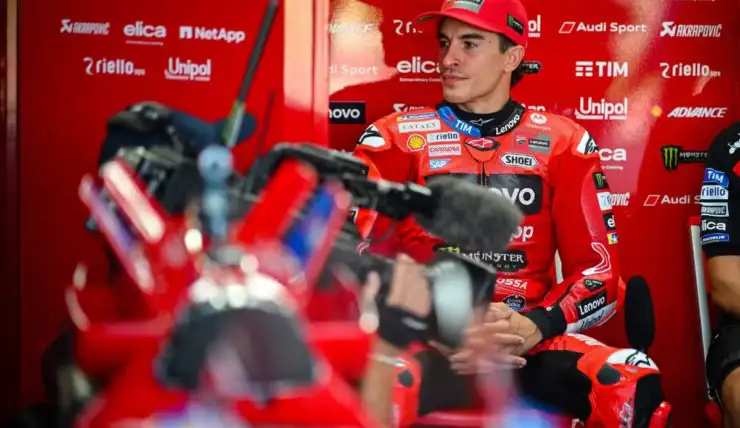Marc Marquez operato con successo a Madrid alla scapola destra